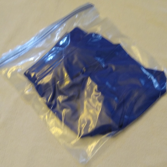 ASICS RUNNING SHORTS - Picture 10 of 10